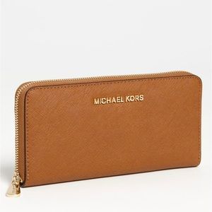 Michael Kors Jet Set Saffiano Zip Around Wallet